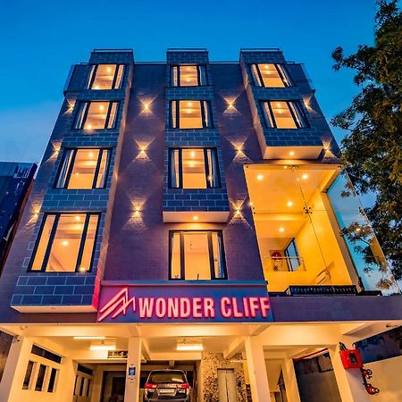 Hotel Wonder Cliff Udajpur Exteriér fotografie