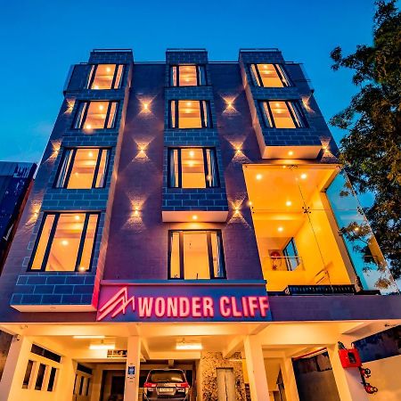 Hotel Wonder Cliff Udajpur Exteriér fotografie