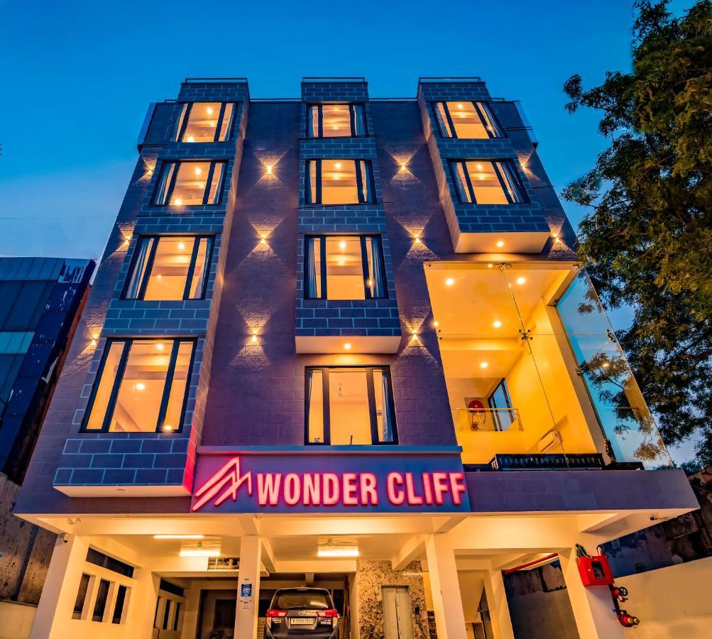 Hotel Wonder Cliff Udajpur Exteriér fotografie