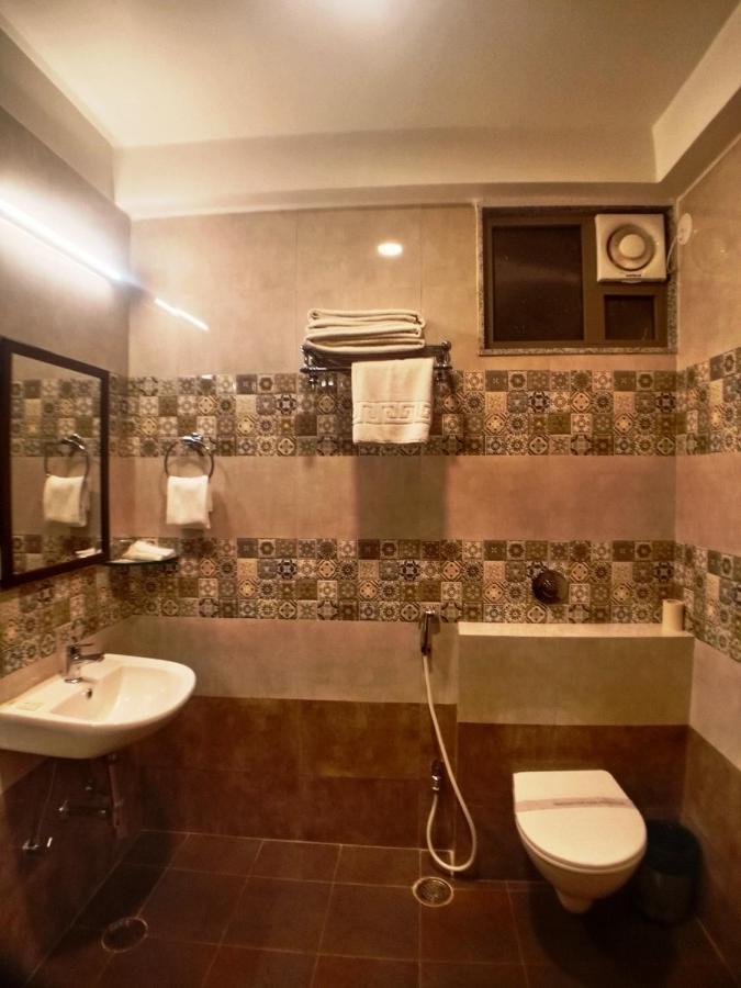 Hotel Wonder Cliff Udajpur Exteriér fotografie